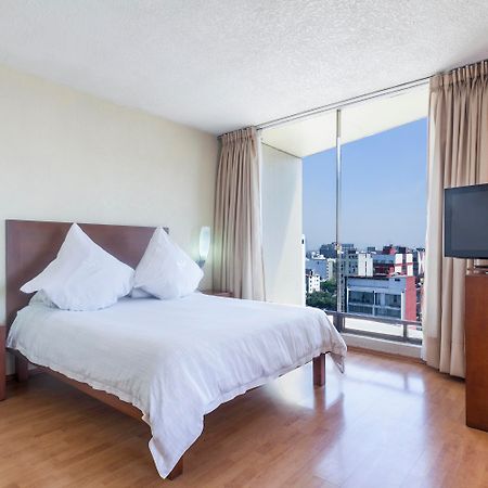 الشقق الفندقية مدينة مكسيكوفي  إكس سويتس سان مارينو المظهر الخارجي الصورة A bedroom at the hotel