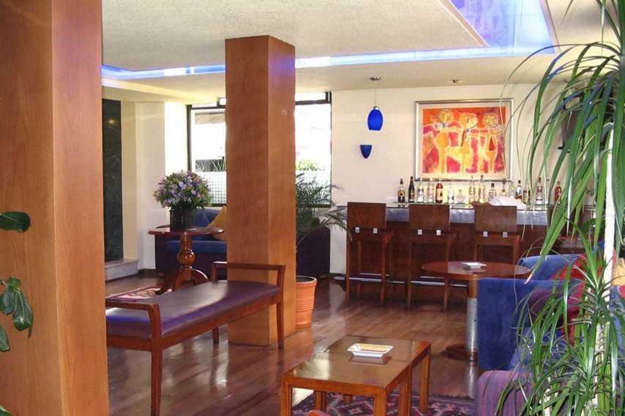 الشقق الفندقية مدينة مكسيكوفي  إكس سويتس سان مارينو المظهر الخارجي الصورة The lounge at the airport